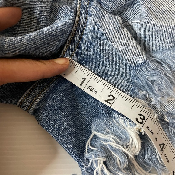 AGOLDE Parker Vintage cut off short Size 25 Light Wash - Picture 6 of 8
